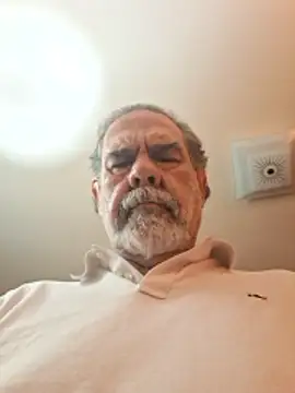 Snapshot of pena633 chatting on April 2026 01:04:01 AM pena633 online show from April 2026 01:04:01 AM