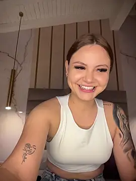 Beella1  online show from November 2025 11:43:01 AM