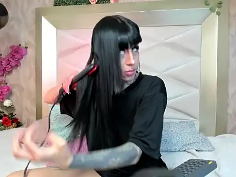 HaryBlair online show from November 2025 05:44:01 AM