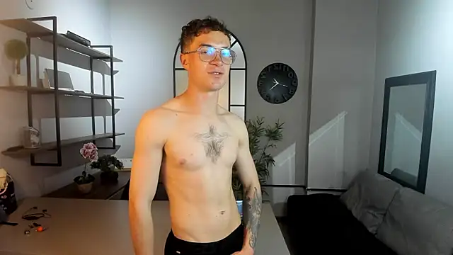 Lil James online show from March 2026 08:48:01 PM