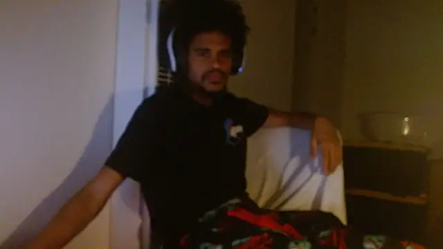 Mrmakeherwet Tez online show from November 2025 05:29:02 AM