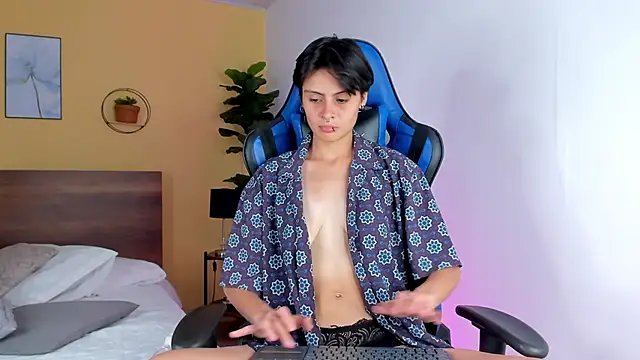 MartinnaGrecco online show from November 2025 08:29:01 PM