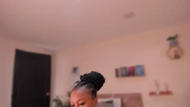 YariRose online show from February 2026 02:27:02 PM