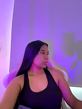 Snapshot of aly_nicols chatting on October 2025 10:22:02 PM aly nicols online show from October 2025 10:22:02 PM