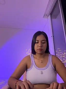 Snapshot of aly_nicols chatting on November 2025 05:31:01 AM aly nicols online show from November 2025 05:31:01 AM