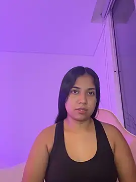 Snapshot of aly_nicols chatting on January 2026 05:44:01 AM aly nicols online show from January 2026 05:44:01 AM