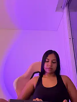 Snapshot of aly_nicols chatting on January 2026 02:46:02 AM aly nicols online show from January 2026 02:46:02 AM