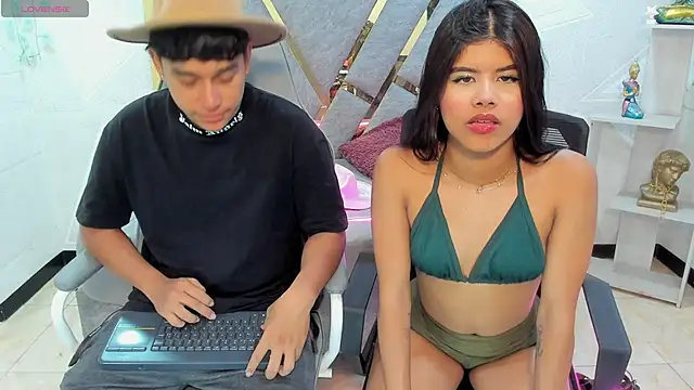 Sidney Brownn online show from November 2025 09:53:01 PM