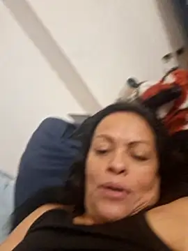 Snapshot of viviana-sexi chatting on April 2026 06:11:02 PM viviana-sexi online show from April 2026 06:11:02 PM