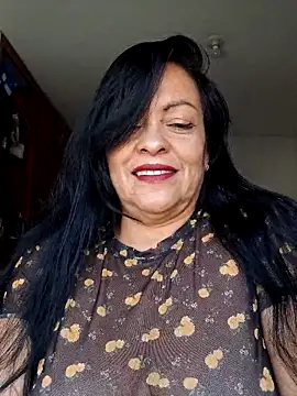 Snapshot of viviana-sexi chatting on April 2026 03:35:01 PM viviana-sexi online show from April 2026 03:35:01 PM