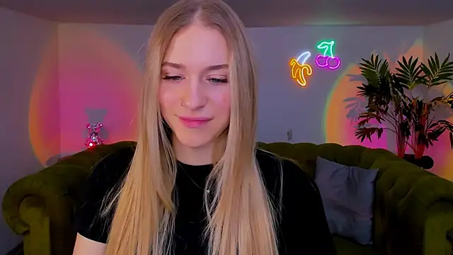 sassy cutie online show from November 2025 06:25:02 AM