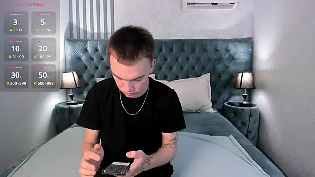 Derek Banville online show from November 2025 08:36:02 AM