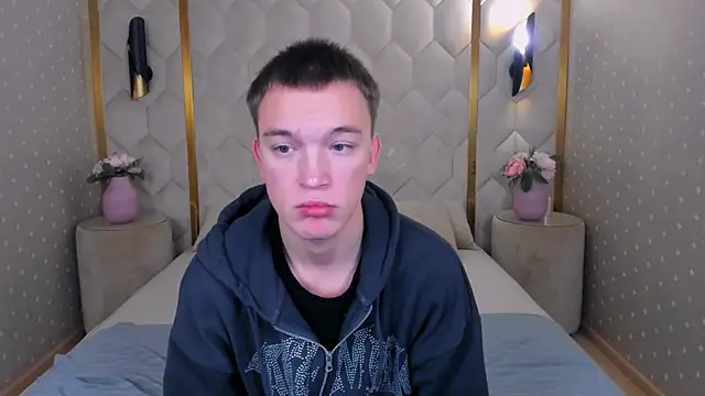 Derek Banville online show from November 2025 01:04:02 PM