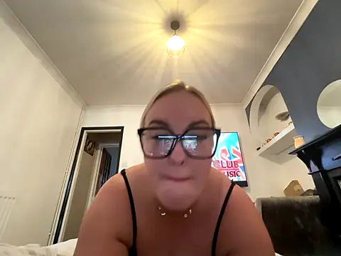 Jenna-LeeXX online show from November 2025 11:00:02 AM