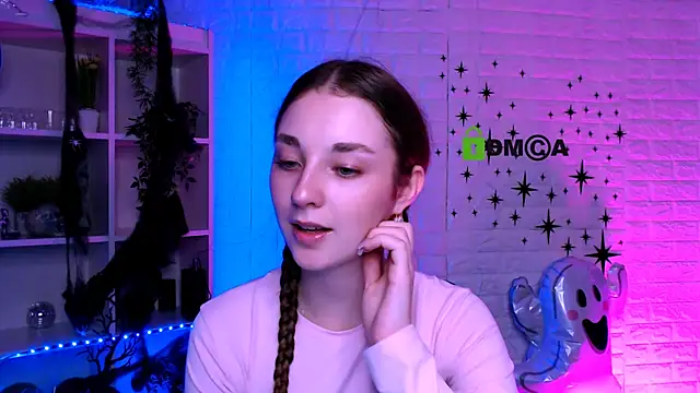 alisabliss online show from October 2025 01:01:02 PM