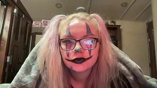 lostinherwonderland online show from October 2025 07:27:02 AM