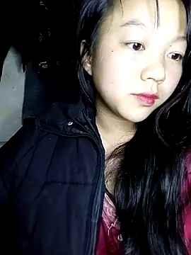 Quynhsumon online show from February 2026 02:43:01 PM