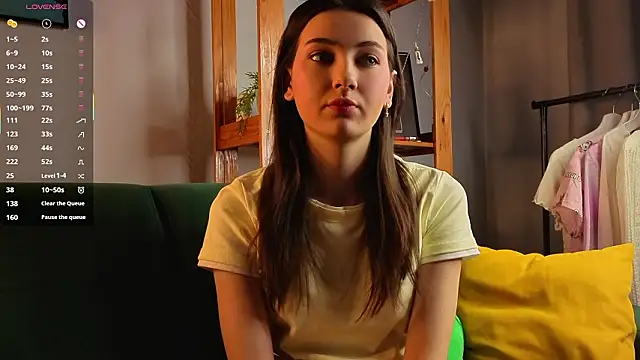 Snapshot of KateCahee chatting on February 2026 01:20:01 AM KateCahee online show from February 2026 01:20:01 AM