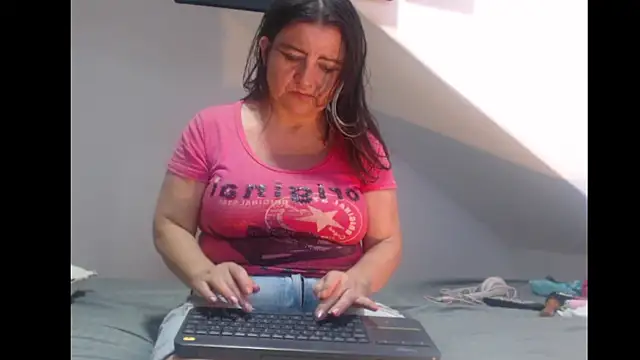 Debora Cienfuegos25 online show from February 2026 02:02:02 AM