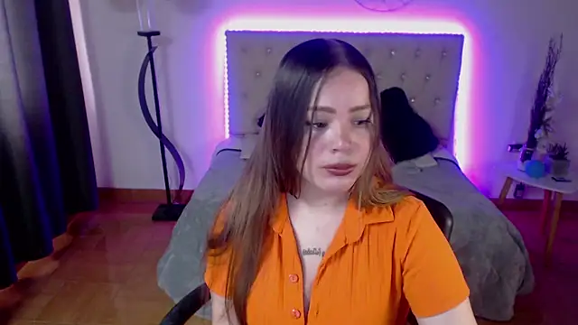  crystal12 online show from November 2025 01:33:02 PM