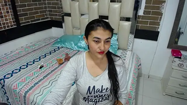 yuliet latin69 online show from November 2025 02:16:01 PM