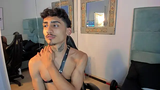 Mr Strike online show from November 2025 03:06:02 AM