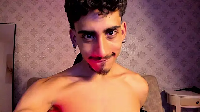 Mr Strike online show from November 2025 12:32:02 AM