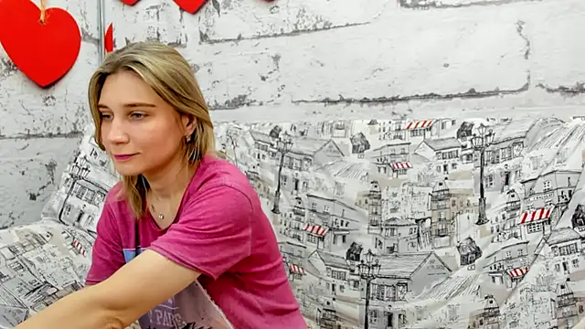 Snapshot of Tenderly_Sophie chatting on March 2026 02:27:02 AM Tenderly Sophie online show from March 2026 02:27:02 AM