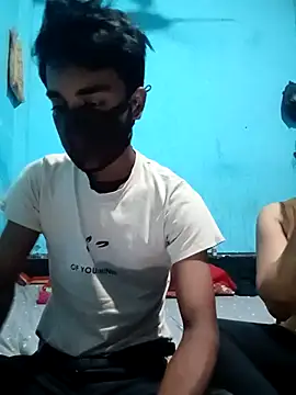 Snapshot of CoupleShow_432 chatting on November 2025 11:43:01 AM CoupleShow 432 online show from November 2025 11:43:01 AM