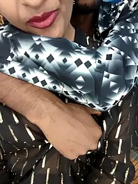 Snapshot of CoupleShow_432 chatting on February 2026 06:01:01 AM CoupleShow 432 online show from February 2026 06:01:01 AM