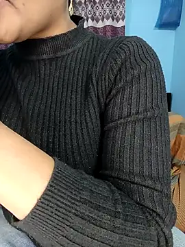 Snapshot of CoupleShow_432 chatting on February 2026 06:17:01 PM CoupleShow 432 online show from February 2026 06:17:01 PM