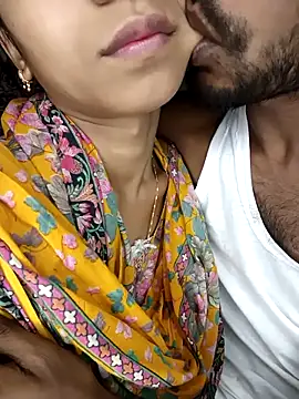 Snapshot of CoupleShow_432 chatting on March 2026 05:05:02 PM CoupleShow 432 online show from March 2026 05:05:02 PM