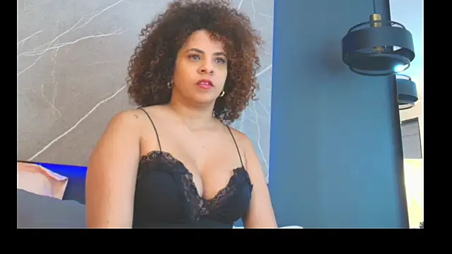 CloePeterson online show from November 2025 08:09:02 PM