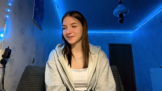 Beauty miIa online show from October 2025 04:53:02 PM