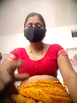 QRESABABY online show from October 2025 05:13:02 PM