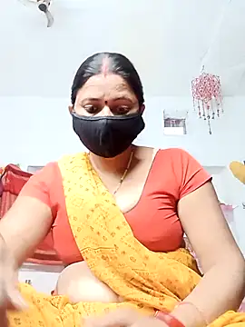 QRESABABY online show from November 2025 11:53:01 AM