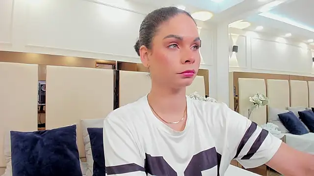 agatha mendoza  online show from November 2025 07:46:01 PM