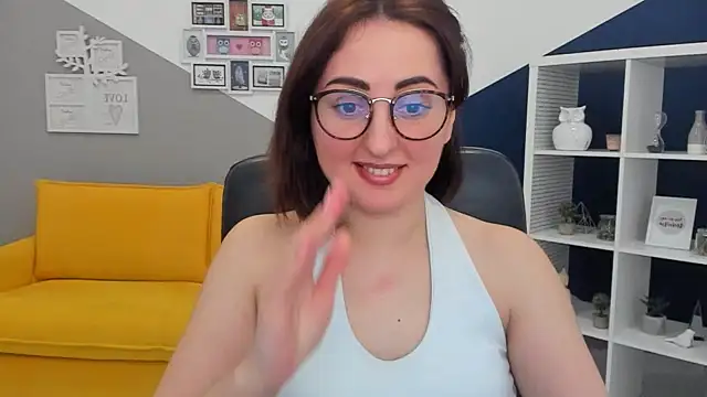 Snapshot of NoraSimons chatting on March 2026 04:15:01 PM NoraSimons online show from March 2026 04:15:01 PM