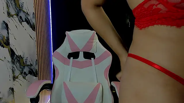 Scarlet DLuce online show from December 2025 09:25:01 AM