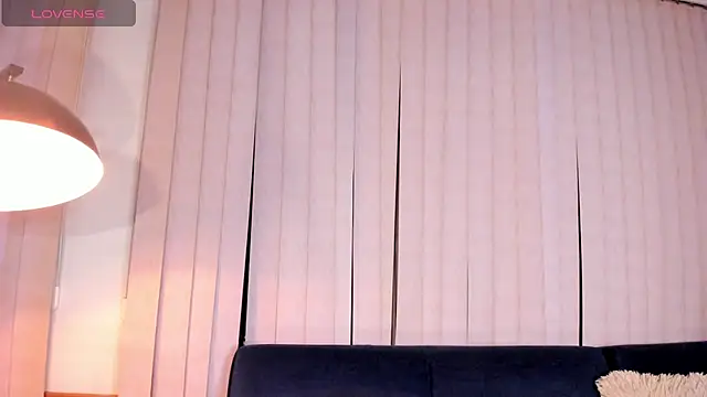 kendra crow online show from November 2025 09:08:02 AM