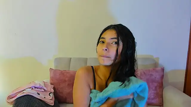 miadaviesx online show from November 2025 11:41:01 AM