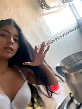 miadaviesx online show from November 2025 12:49:02 PM