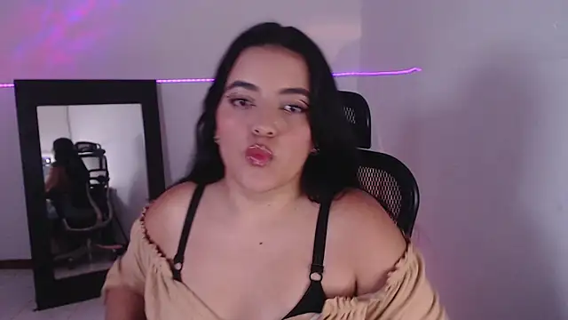 Snapshot of xambar_22x chatting on April 2026 03:56:01 AM xambar 22x online show from April 2026 03:56:01 AM