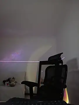 Snapshot of xambar_22x chatting on April 2026 01:42:02 AM xambar 22x online show from April 2026 01:42:02 AM