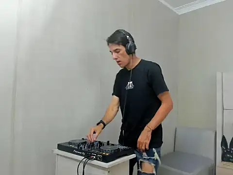 jupiter 333 online show from November 2025 05:56:01 PM