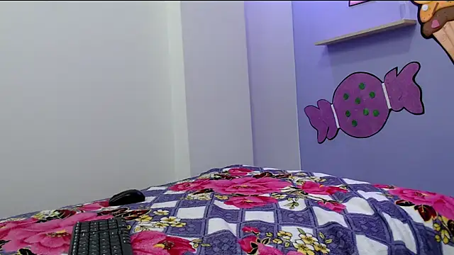 Snapshot of katty18love18 chatting on November 2025 12:49:01 AM katty18love18 online show from November 2025 12:49:01 AM