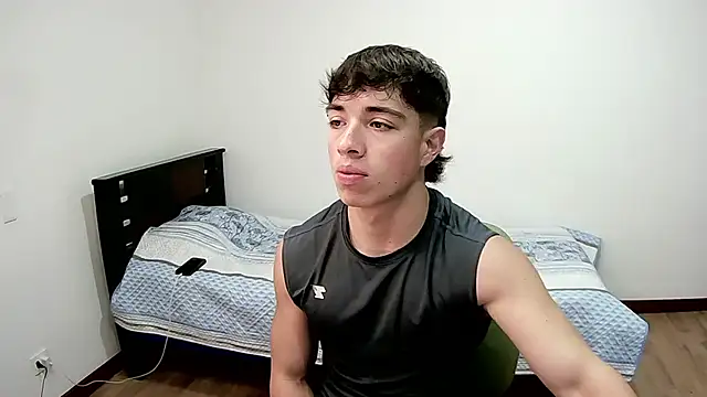 JUSTIN JHONS online show from November 2025 09:39:01 PM