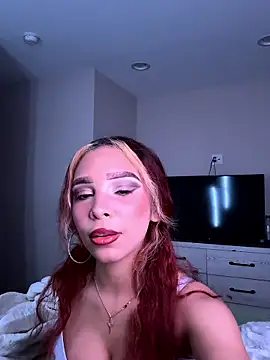 Snapshot of Latinagf chatting on November 2025 02:45:02 AM Latinagf online show from November 2025 02:45:02 AM