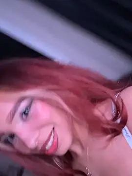 Snapshot of Latinagf chatting on November 2025 04:00:01 AM Latinagf online show from November 2025 04:00:01 AM