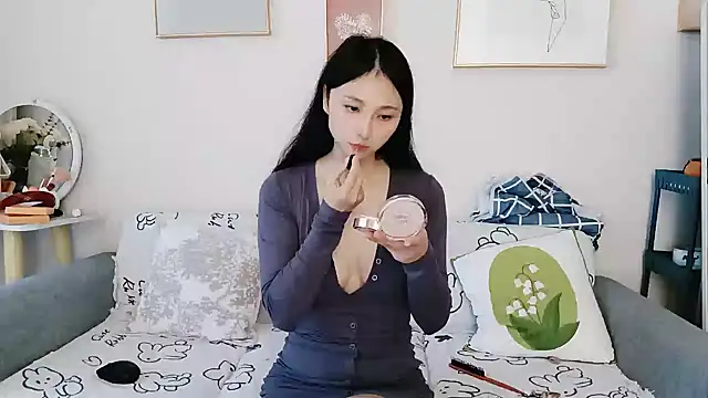 yuyan3929 online show from November 2025 01:11:01 AM